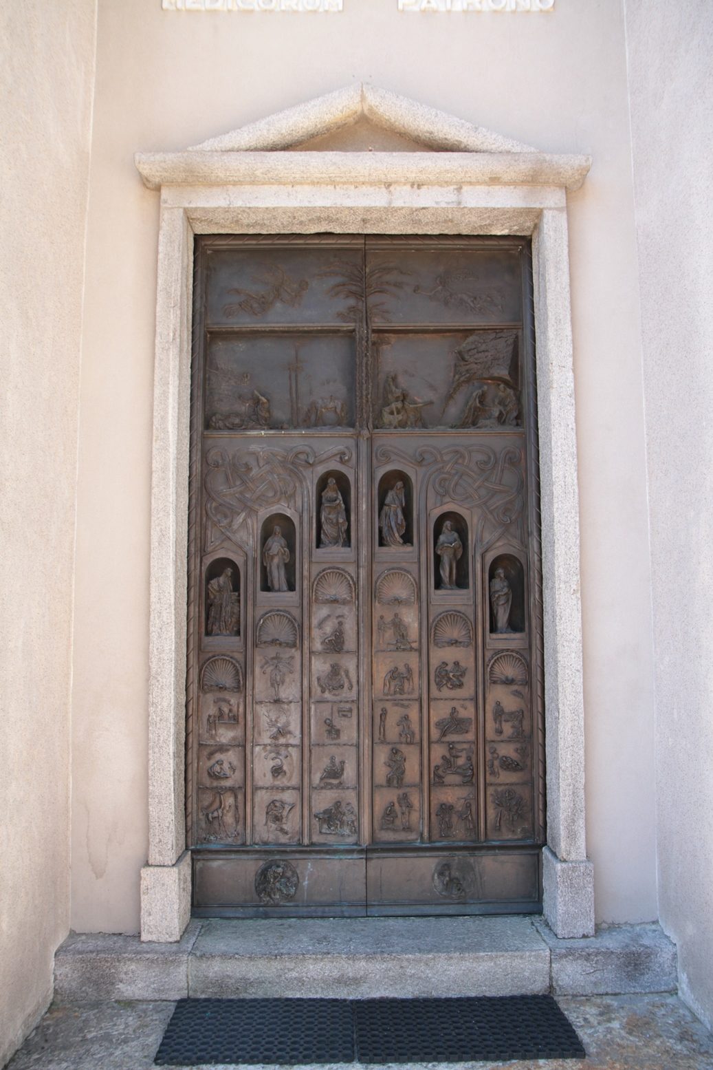Tempio Votivo dei Medici d'Italia, Duno - 18.JPG